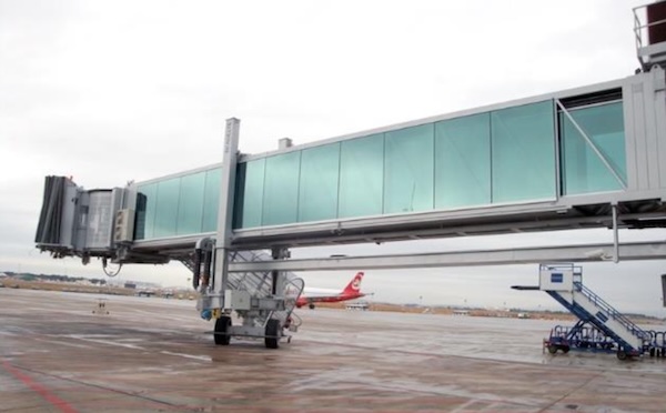 Airport gangway and linkway works by Jater International